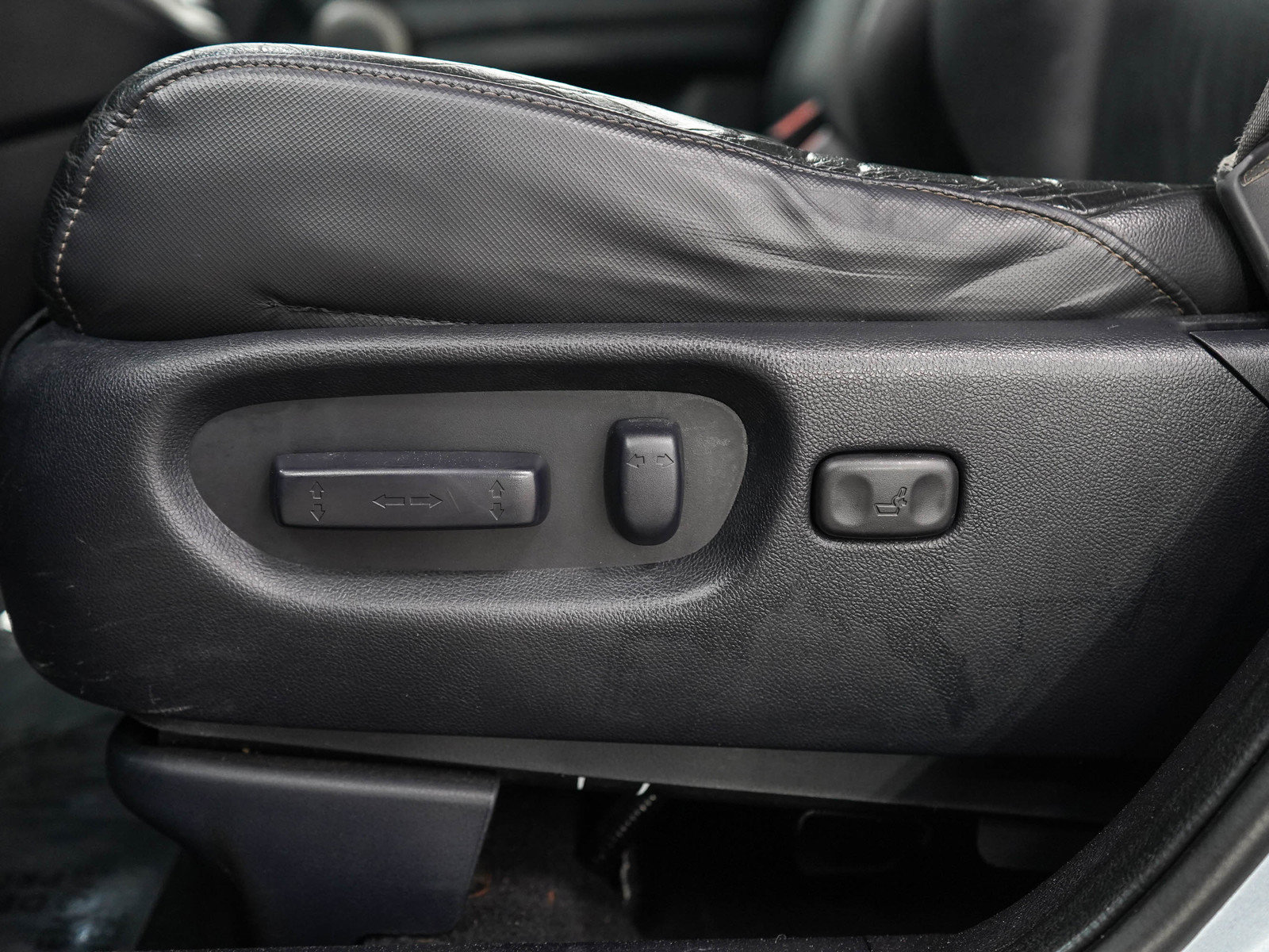 Used 2011 Honda CR-V EX-L image 25
