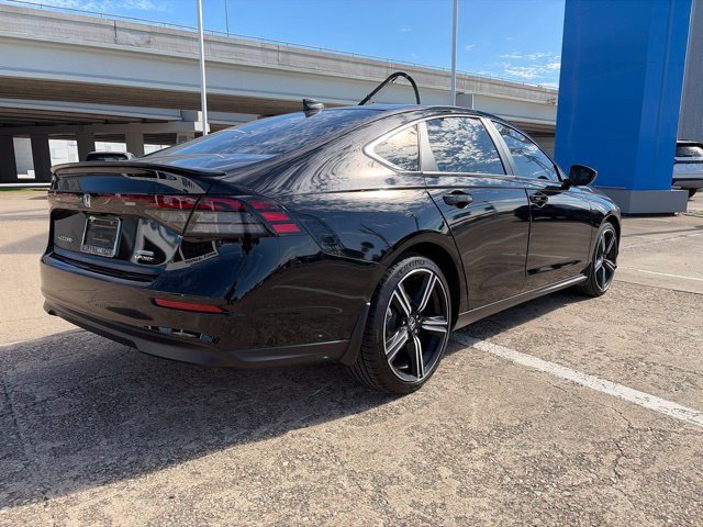 Used 2024 Honda Accord Sport image 5