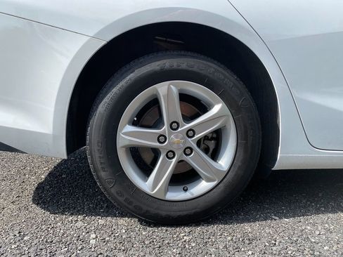 Used 2023 Chevrolet Malibu LS image 29