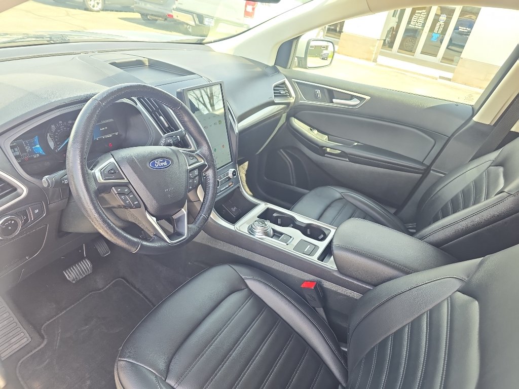 Used 2023 Ford Edge SEL AWD/4WD image 12