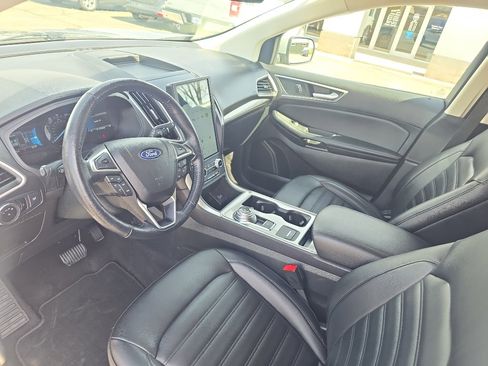 Used 2023 Ford Edge SEL image 12