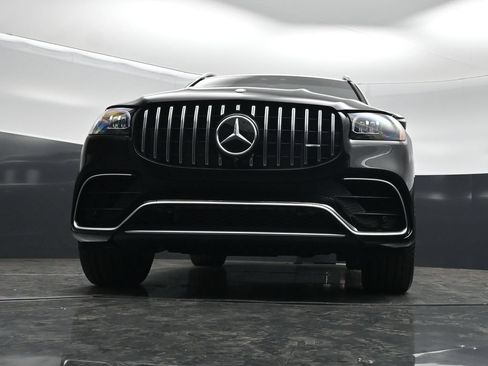 Used 2025 Mercedes-Benz GLS 63 AMG 4MATIC image 41