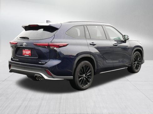 Certified 2025 Toyota Highlander XSE AWD/4WD image 7