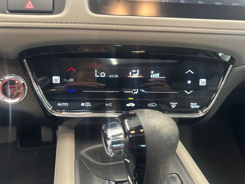 Used 2019 Honda HR-V EX image 27
