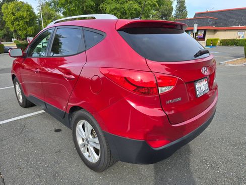 Used 2012 Hyundai Tucson GLS FWD image 9