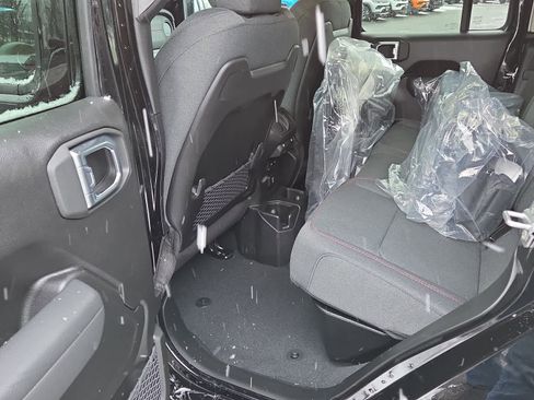 New 2026 Jeep Gladiator Rubicon image 10