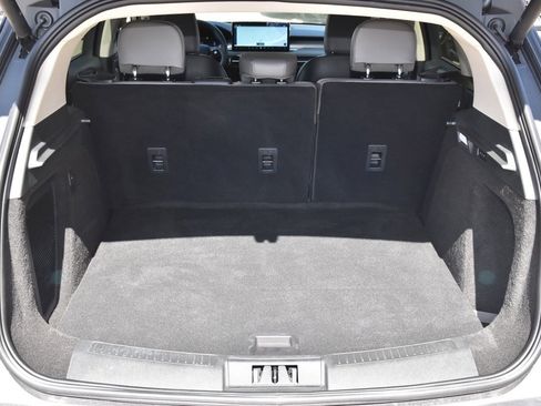 New 2026 Lincoln Corsair Premiere image 37