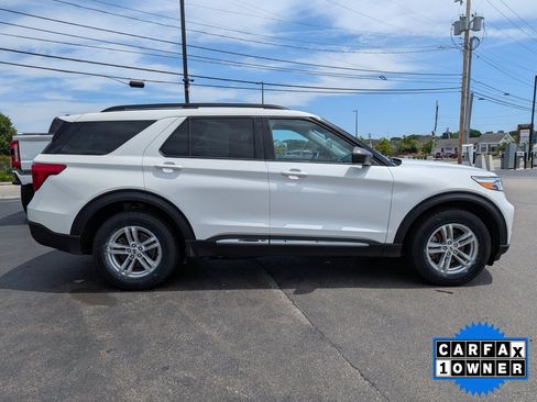 Certified 2024 Ford Explorer XLT w/ Class IV Trailer Tow Package AWD/4WD image 3
