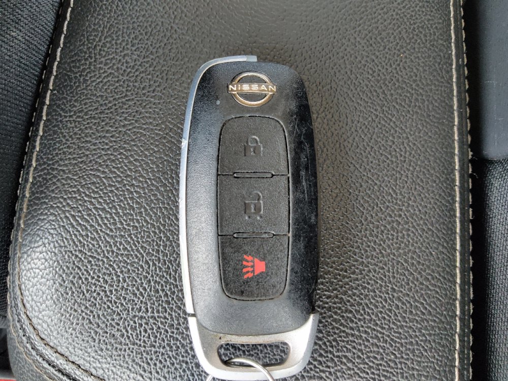 Used 2023 Nissan Kicks S FWD image 32