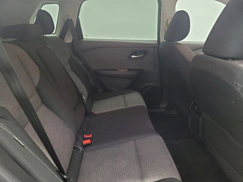 Used 2023 Nissan Rogue SV image 19