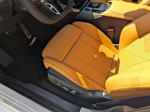 Used 2025 BMW X3 xDrive30i w/ M Sport Package image 4