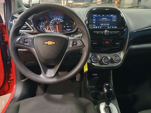Used 2019 Chevrolet Spark LT image 2