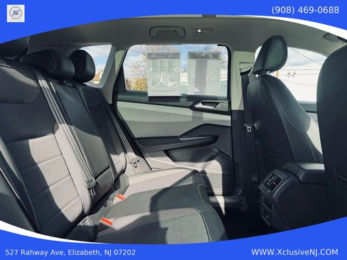 Used 2022 Volkswagen Taos SE image 26