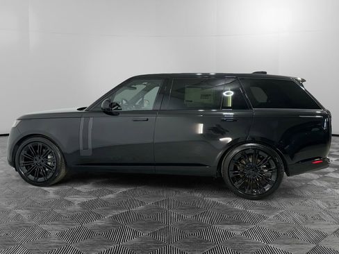 New 2026 Land Rover Range Rover Long Wheelbase SE image 2