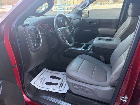 Used 2022 Chevrolet Silverado 1500 LTZ w/ Z71 Off-Road Package image 21