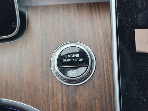 Certified 2025 Mercedes-Benz C 300 C 300 image 19