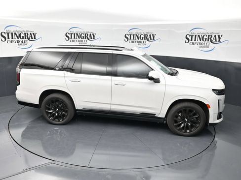 Used 2023 Cadillac Escalade Sport Platinum w/ LPO, ONYX Package AWD/4WD image 28