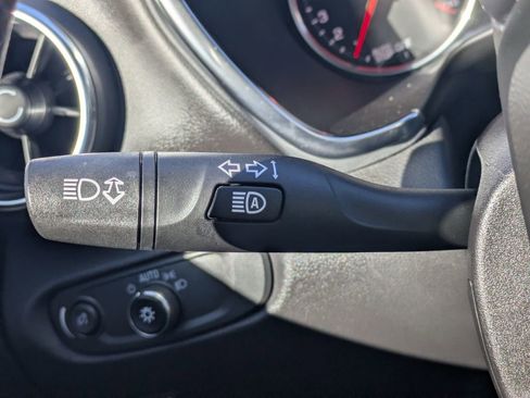 Used 2021 Chevrolet Blazer LT image 27