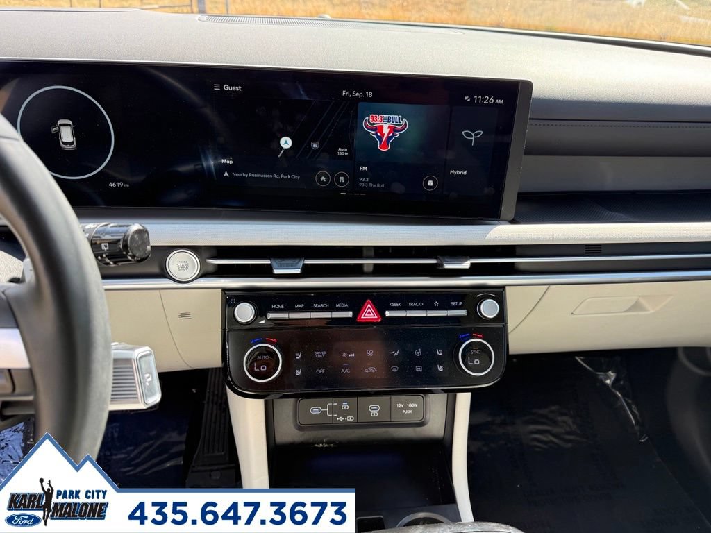 Used 2025 Hyundai Tucson Limited AWD/4WD image 19