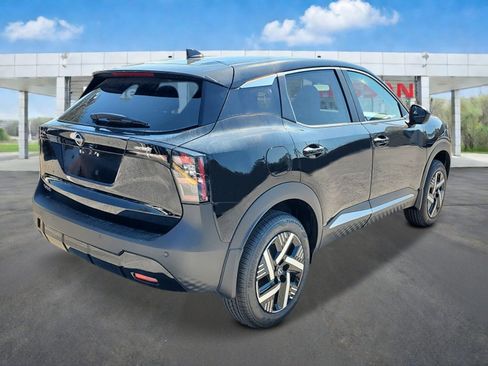 New 2026 Nissan Kicks SV FWD image 6