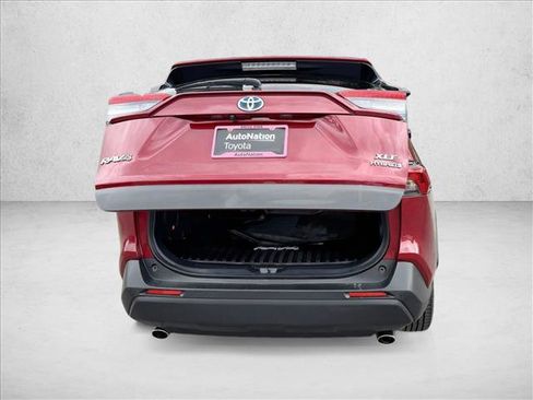 Used 2024 Toyota RAV4 XLE Premium image 15