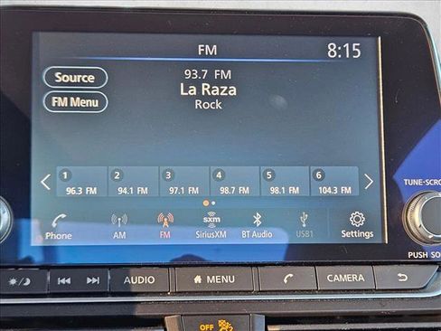 Used 2025 Nissan Altima 2.5 SV image 11