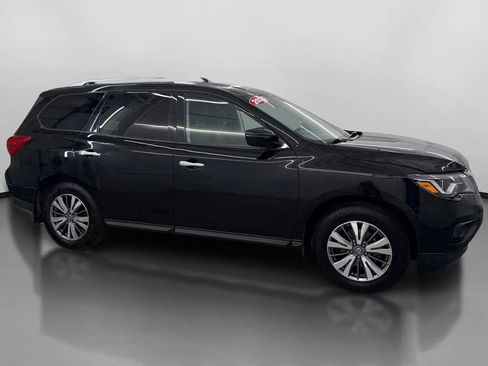 Used 2020 Nissan Pathfinder S AWD/4WD image 11