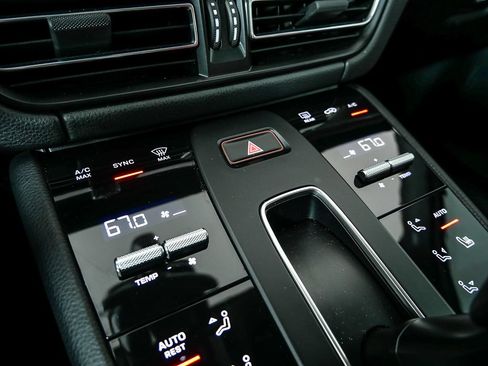 Certified 2023 Porsche Macan GTS AWD/4WD image 17