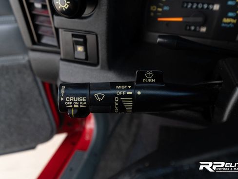 Used 1991 Chevrolet Camaro Z28 image 99