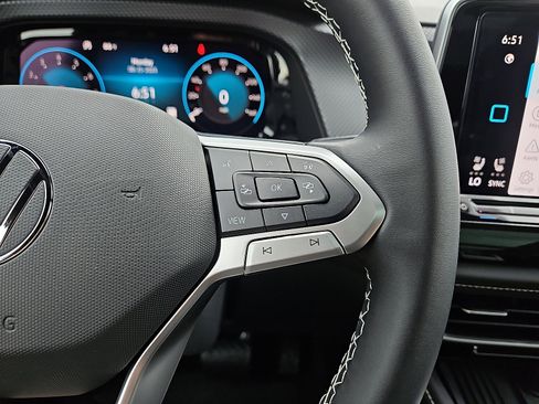 New 2026 Volkswagen Atlas Cross Sport SEL image 19