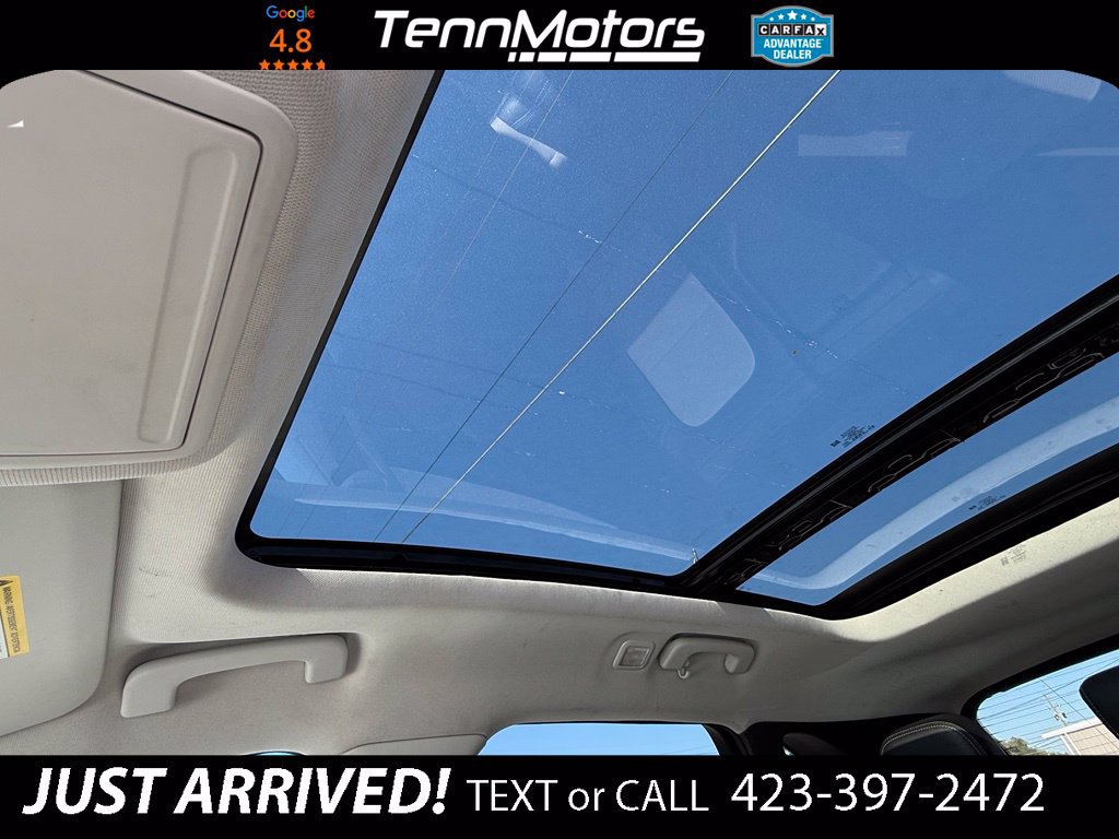 Used 2022 Ford Escape Titanium w/ Titanium Elite Package AWD/4WD image 22
