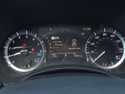 Used 2023 Toyota Highlander XLE FWD image 16