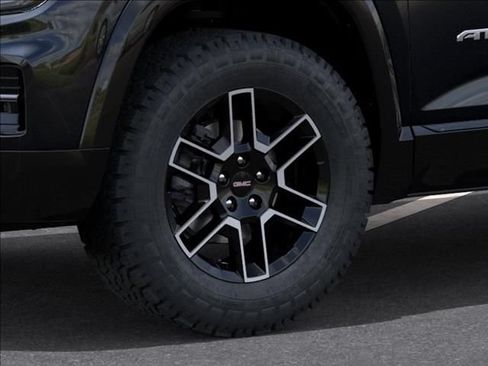 New 2026 GMC Terrain AT4 w/ Technology Package II AWD/4WD image 9