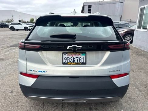 Used 2022 Chevrolet Bolt EUV Premier w/ Launch Edition FWD image 6