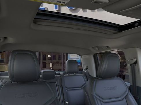 New 2026 Ford Maverick Lobo AWD/4WD image 12