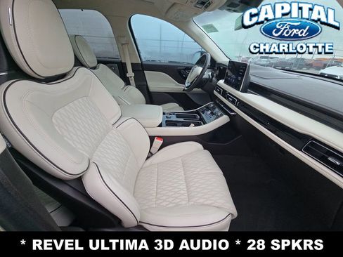 Used 2023 Lincoln Aviator Black Label image 9