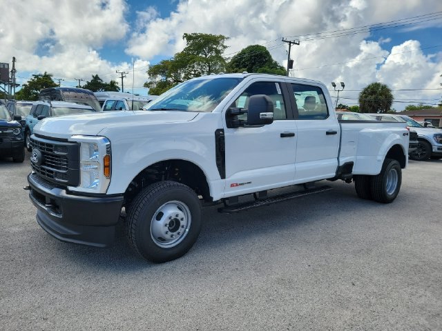 New 2027 Ford F350 XL AWD/4WD image 2