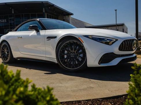 Certified 2023 Mercedes-Benz SL 43 AMG image 2