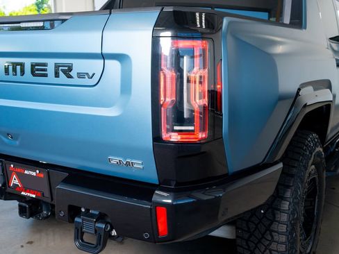 Used 2024 GMC Hummer EV 3X w/ Omega Edition image 26