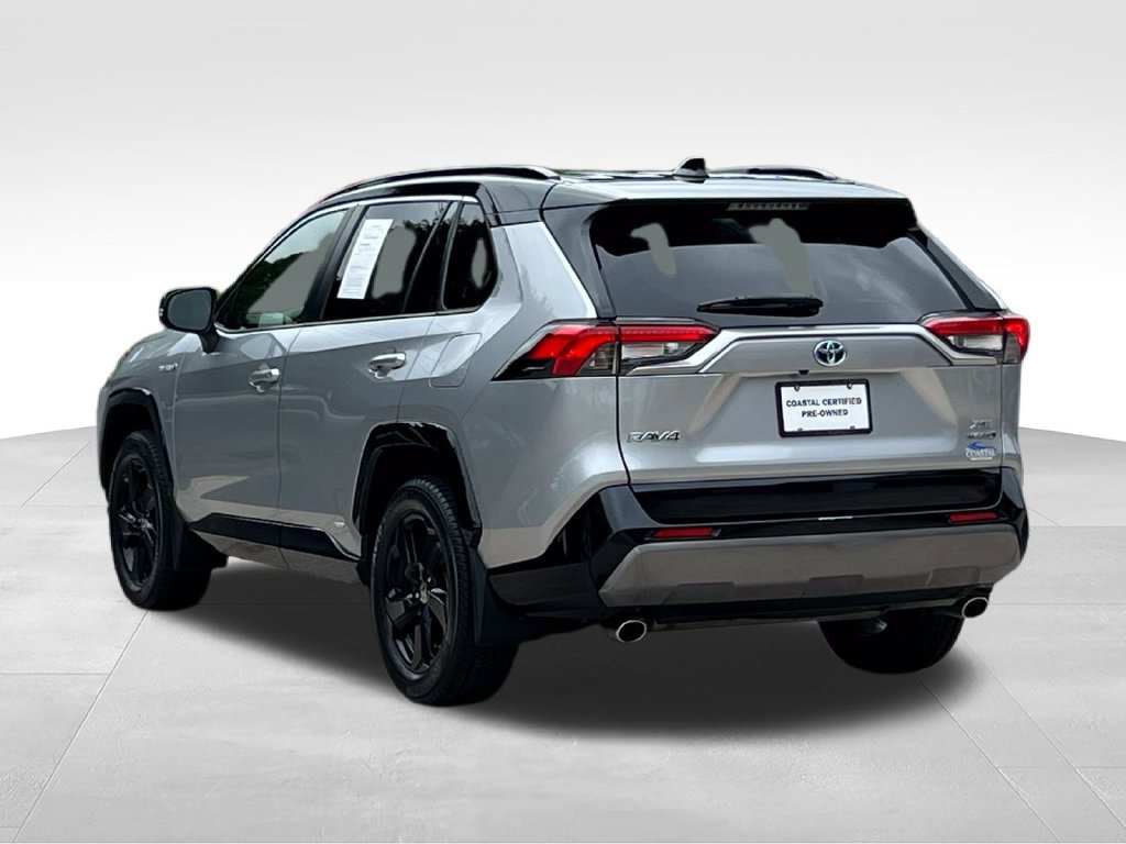 Used 2019 Toyota RAV4 XSE w/ Carpet Mat Package AWD/4WD image 14
