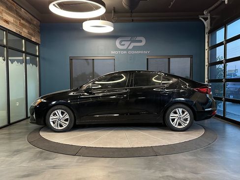 Used 2020 Hyundai Elantra Value Edition w/ Cargo Package (C1) FWD image 6