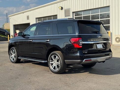 Used 2022 Ford Expedition Limited AWD/4WD image 5