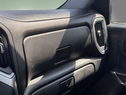 Used 2020 Chevrolet Silverado 1500 LT Trail Boss image 14