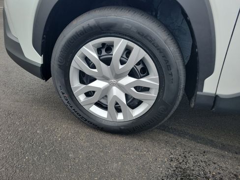 New 2026 Toyota Corolla Cross L image 10