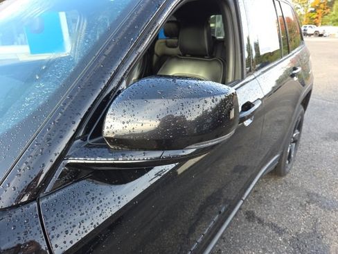 Used 2023 Jeep Grand Cherokee Altitude image 91