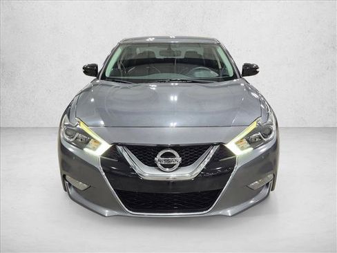 Used 2017 Nissan Maxima 3.5 SV w/ Dynamic Package FWD image 2