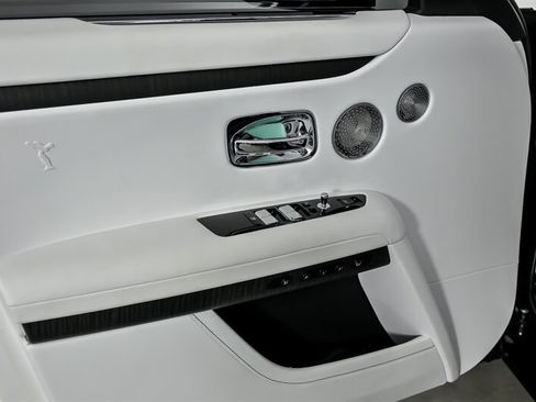 Used 2022 Rolls-Royce Ghost AWD/4WD image 14