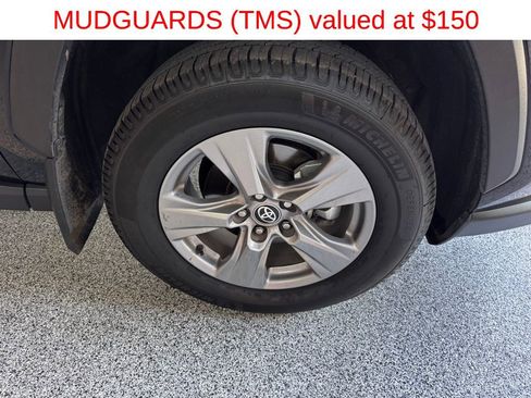 Certified 2024 Toyota RAV4 XLE w/ Convenience Package AWD/4WD image 15