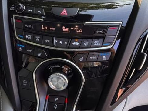 Used 2020 Acura RDX w/ Advance Package FWD image 24