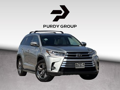 Used 2017 Toyota Highlander Limited Platinum FWD image 1